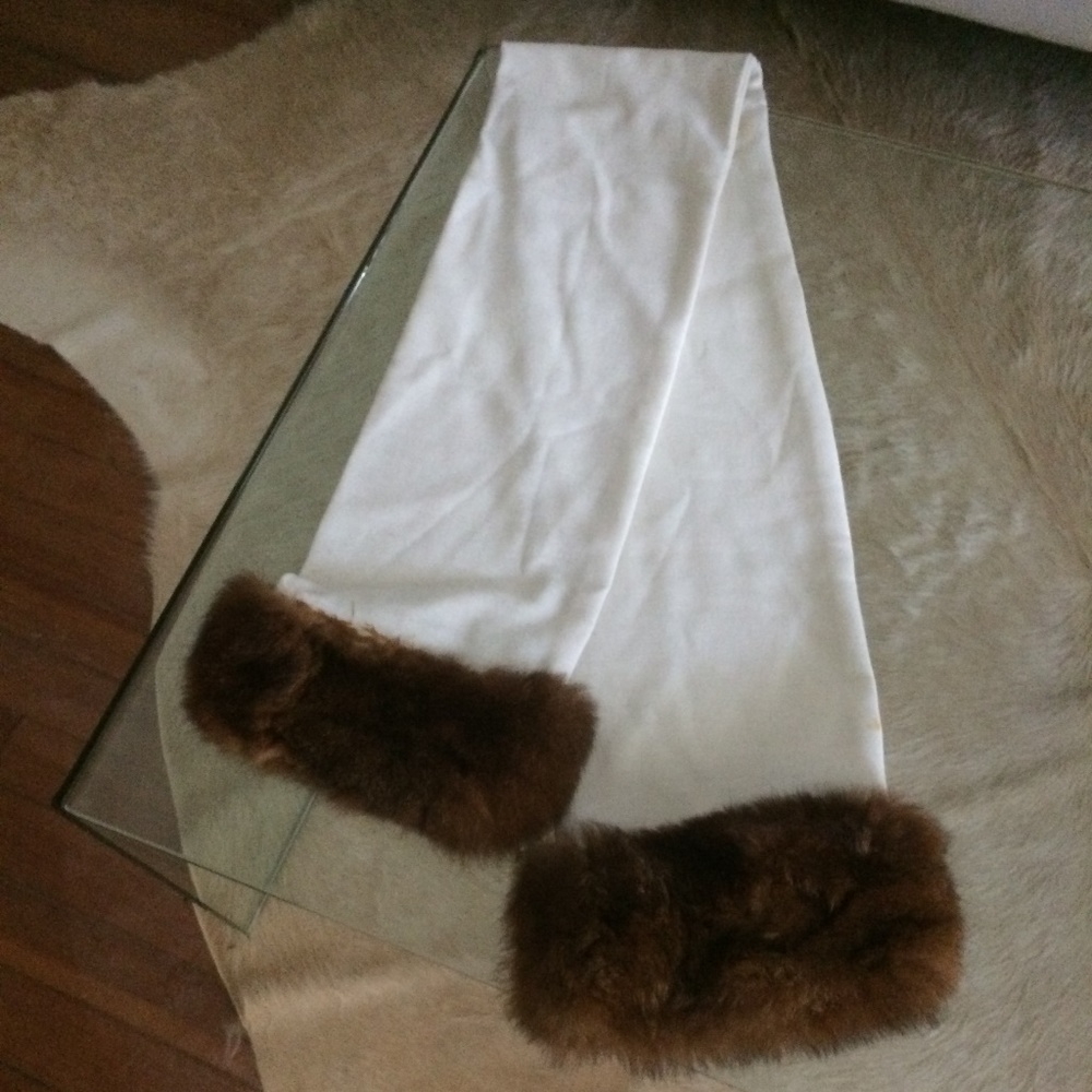 LUXURY: Femme Sistine Scarf